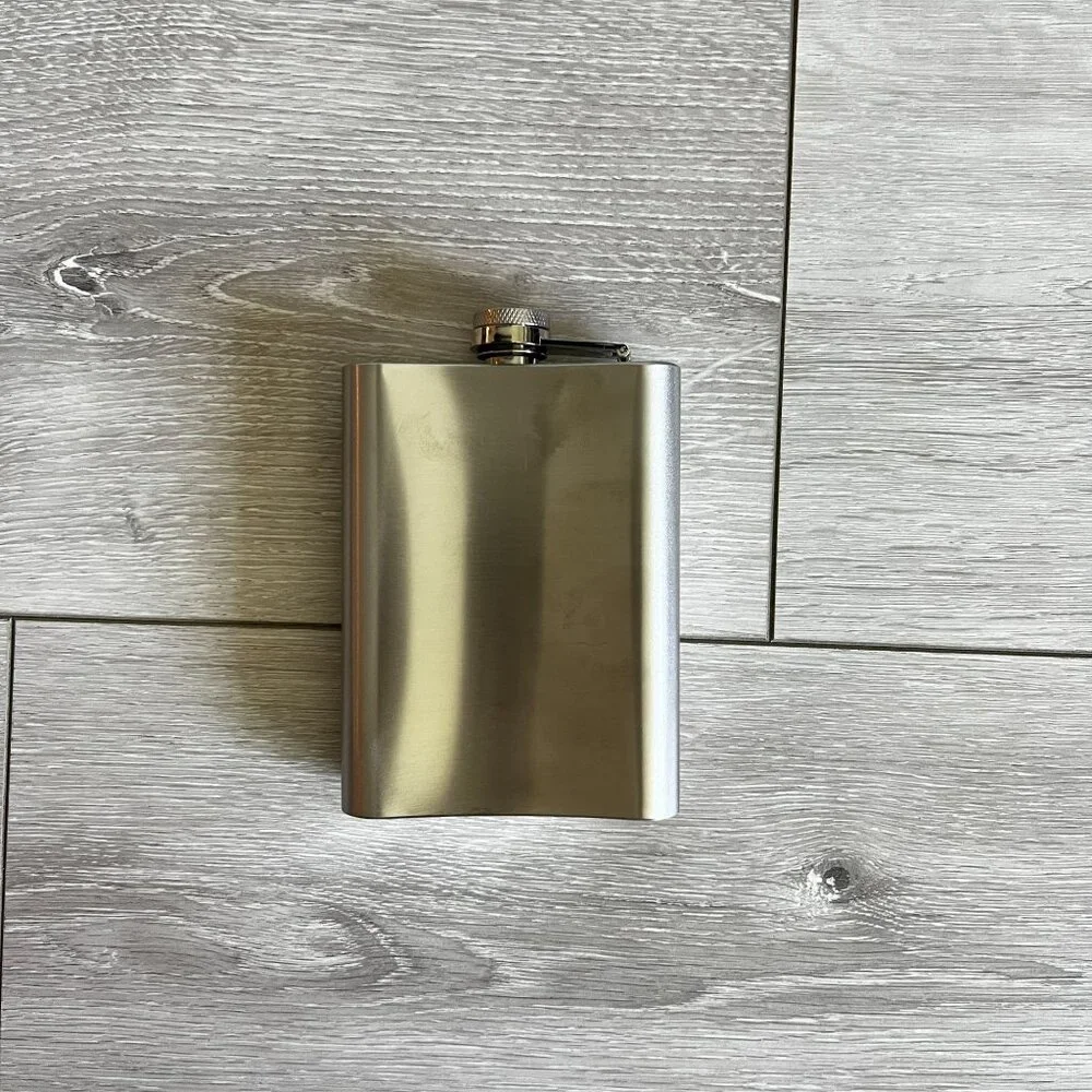 NWOT Revolve ASPEN Silver Flask